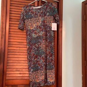 Brand new with tags Lularoe Julie dress dress. M